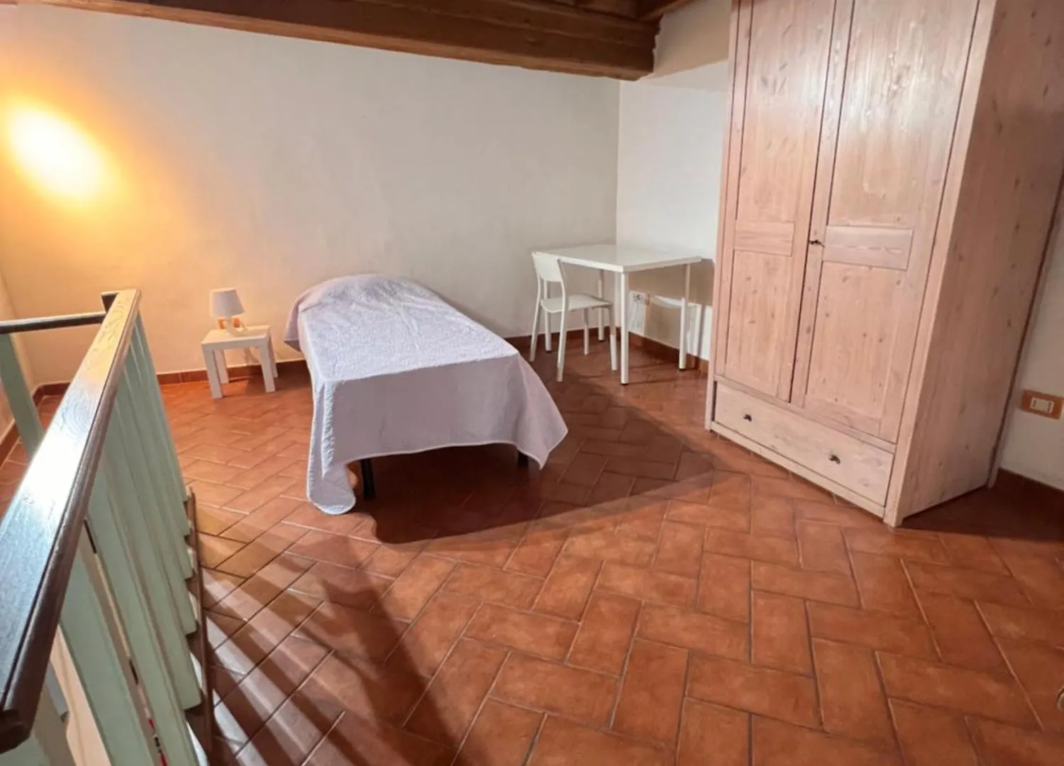 Coach 67 Apartment Florence