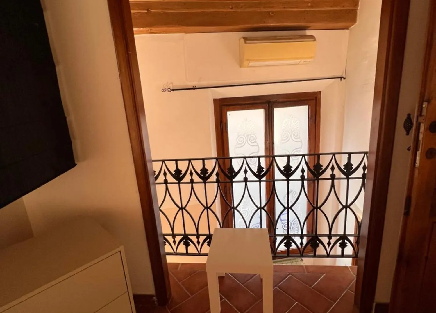 Coach 67 Apartment Florence